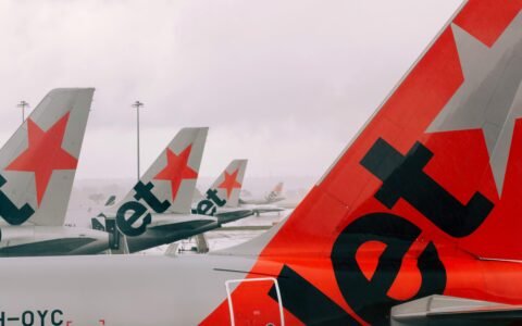 Jetstar Announces First Direct Low Cost Flights from Melbourne to Colombo Jetstar Melbourne to Colombo, low cost Sri Lanka flights, new 2026 route, Dreamliner upgrades, cheap fares Australia to Sri Lanka, Melbourne Airport international travel, Colombo tourism, Jetstar aviation news, travel deals, explore Sri Lanka.